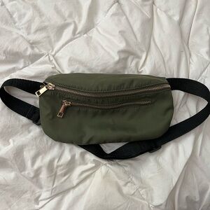 Fanny pack
